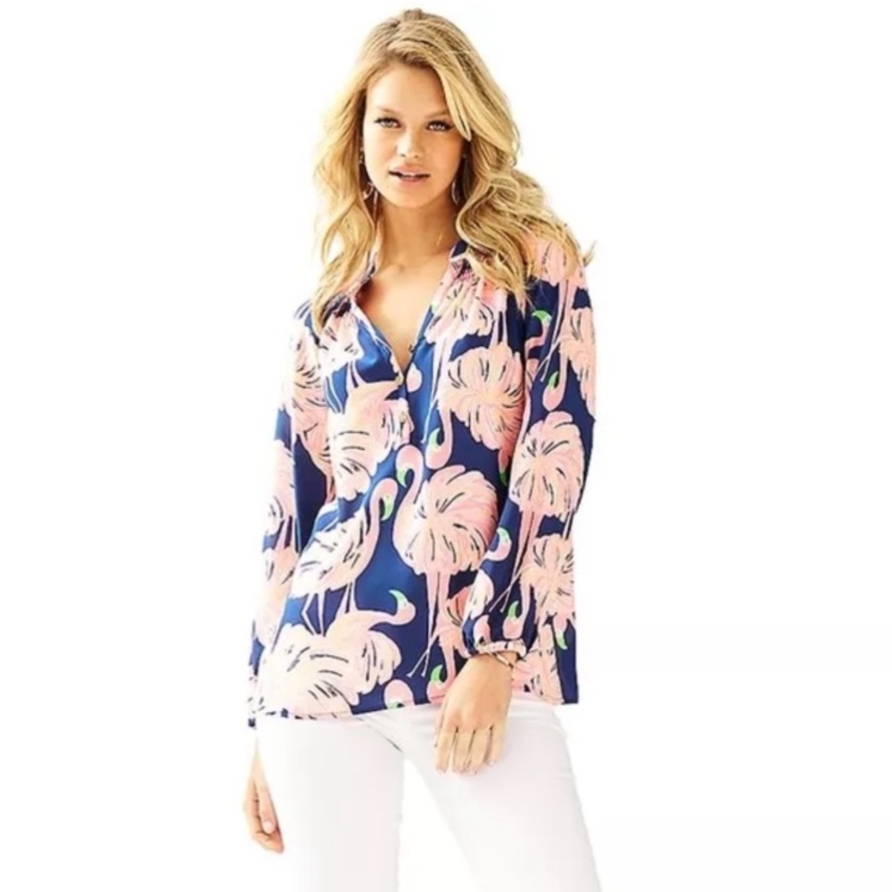 Lilly Pulitzer Elsa top, Gimme some leg, XS